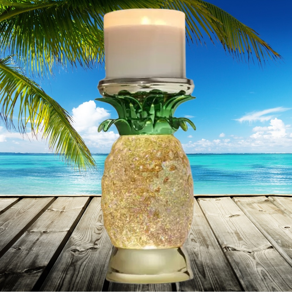 Bath & Body Works WATER GLOBE PINEAPPLE 3 Wick PEDESTAL Candle Holder Glitter